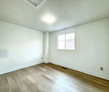 For Lease - 4485 Jenkins Crescent, Mississauga, Ontario - Photo 6