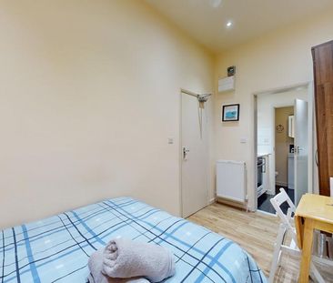 Studio to rent - Photo 5