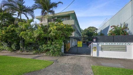 UNFURNISHED 1 BEDROOM UNIT IN CAIRNS NORTH (6 MTH LEASE) - Photo 5