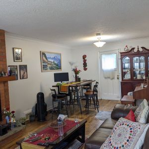 Yonge and Finch East Three Bedroom and 1.5 Bathrooms - Photo 3