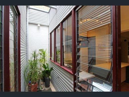 3/4 Westfield Street, Northcote VIC 3070 - Photo 4