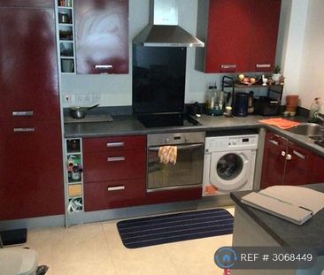 2 bedroom flat to rent - Photo 3