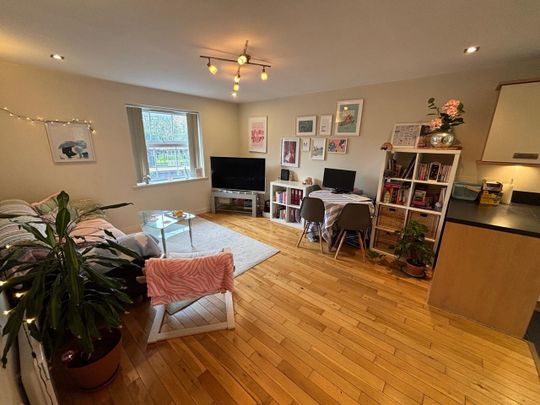 2 Bed Flat, The Junxion, LS5 - Photo 1