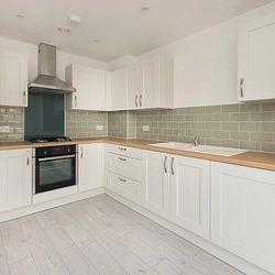 Rosewood Heights, Coombe Valley Road, Dover, CT17 0FJ, Kent - Photo 3