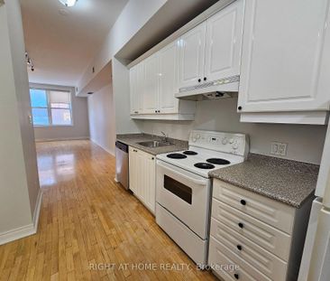 For Lease - 524 Yonge Street Unit# 204, Toronto, Ontario - Photo 1