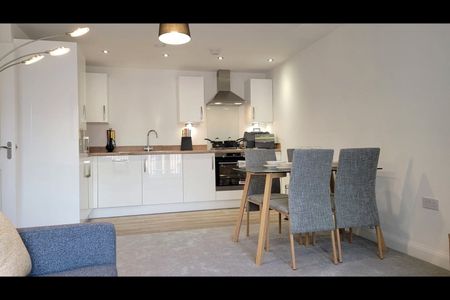 2 Bed Flat, Waterway House, B5 - Photo 4