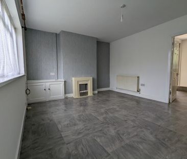 3 bedroom semi-detached house to rent - Photo 6