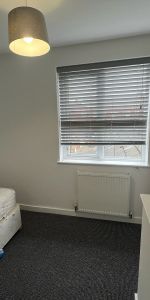 1 bedroom room to rent Queen Street, Normanton - Photo 4