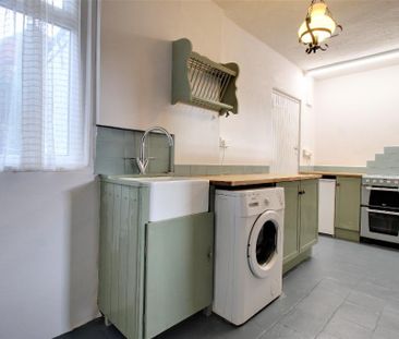 2 bedroom terraced house to rent - Photo 5