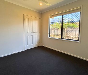 Welcome Home to the Northern Beaches! - Photo 2