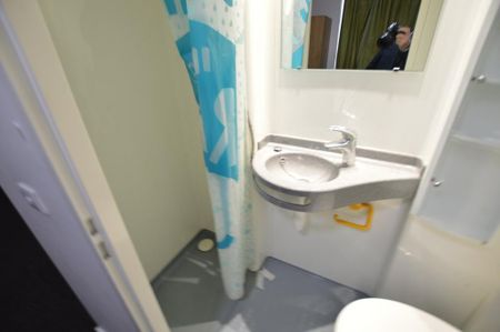 Studio to rent - Photo 5