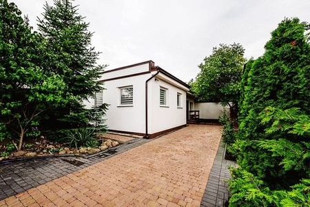 Mieszkanie z niezależnym wejściem, 2 mc postojowe 62 m² - Photo 4