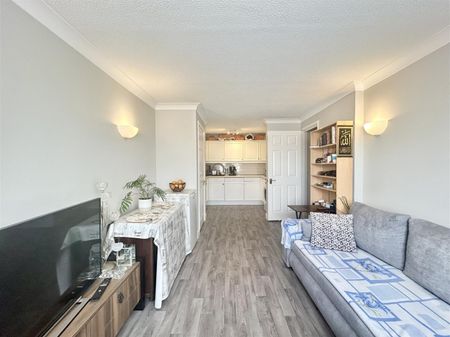 1 Bedroom Flat To Let - Photo 3