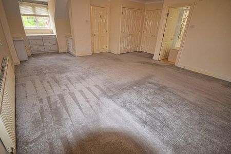 5 bedroom detached house to rent - Photo 4