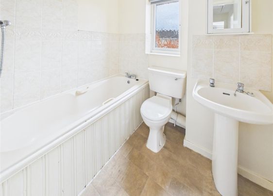 Moore Close, Longford, Coventry - Photo 1