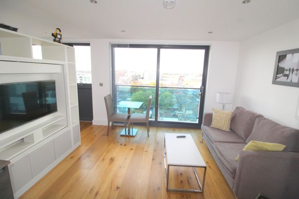 Station Road, Hayes, UB3 4FQ - Photo 1