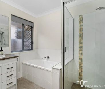 “Modern and Spacious Family Home” - Photo 4