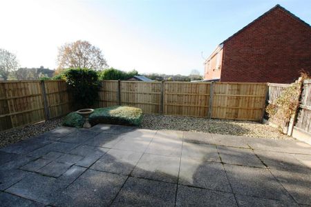 1 bedroom end of terrace house to rent - Photo 5