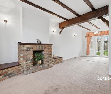 Stradbroke Grove, Clayhall - Photo 5