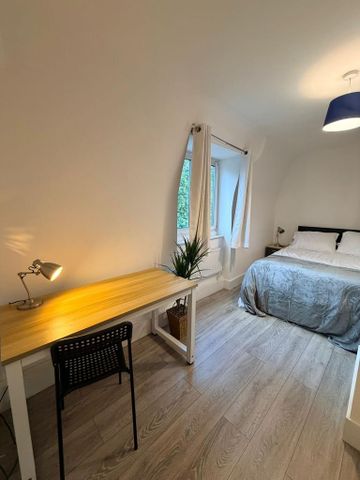 5 bedroom flat to rent - Photo 2