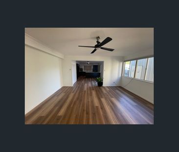 Furnished Three-Bedroom Home in a Prime Location - Photo 2
