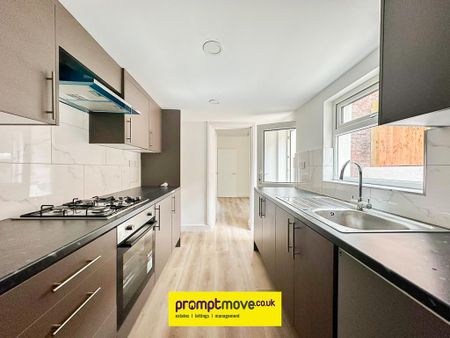 3 bedroom terraced house to rent - Photo 5