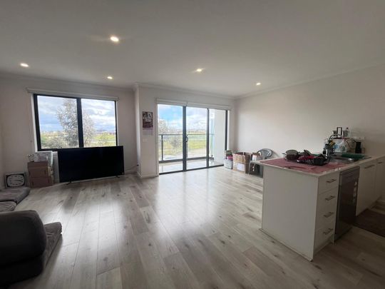 Charming Home in Prime Location - Photo 1