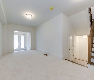 For Lease - 3327 Taha Gardens, Oakville, Ontario - Photo 4