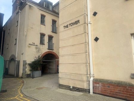 Georges Square - Photo 2