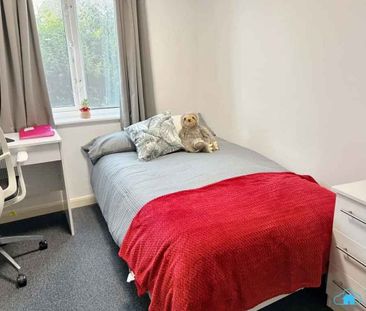 Classic En-suite Roebuck House - Photo 2