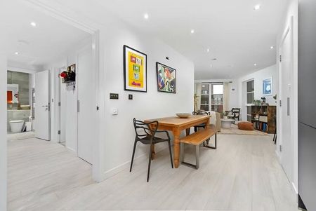 2 Bed Flat, Copper Street, E20 - Photo 2