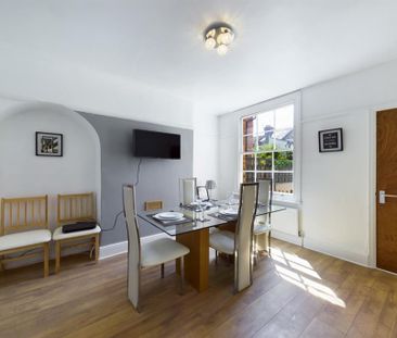 4 bedroom house to rent - Photo 2