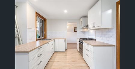 Spacious & bright - Photo 4