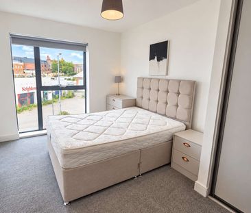 AVAILABLE 10TH NOV | TWO BEDROOM, TWO BATH APARTMENT | 2ND FLOOR | ... - Photo 3