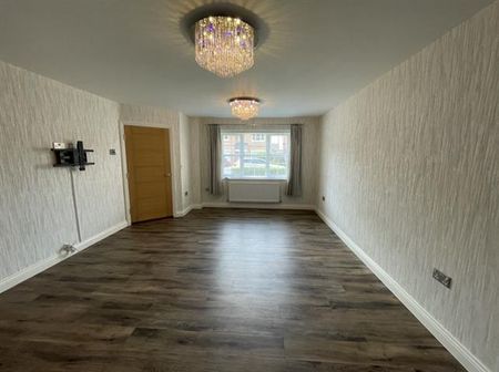 Cayton Drive, Thornaby, STOCKTON-ON-TEES - Photo 2