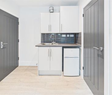 Studio to rent - Photo 4