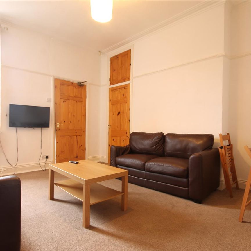 Lavender Gardens, Jesmond - Photo 1