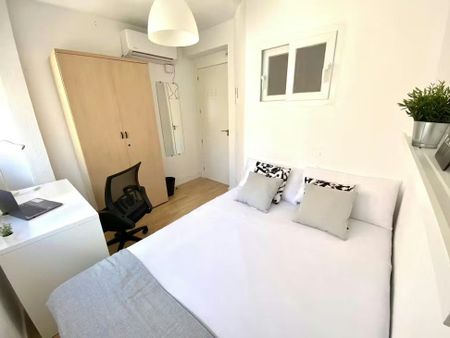 Calle Amapola, Getafe, Community of Madrid 28903 - Foto 4