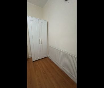 Room in a Shared House, Croydon, CR0 - Photo 1