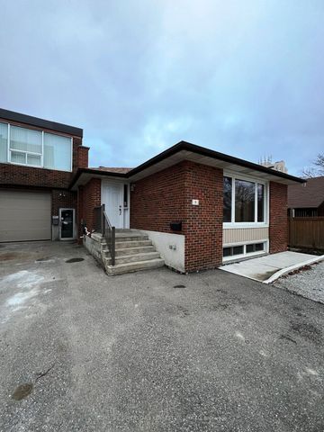 Detached Home For Lease | W8131592 - Photo 5