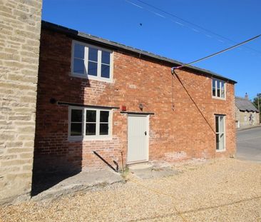 2 Bedroom Cottage to Rent in Stable Hill, Brigstock, Kettering, NN14 - Photo 3