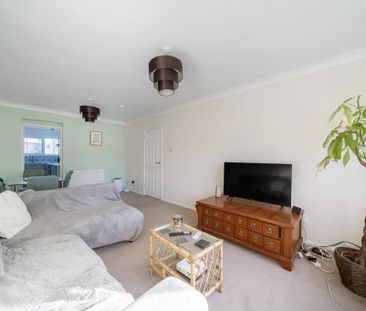 2 bedroom flat to rent - Photo 6
