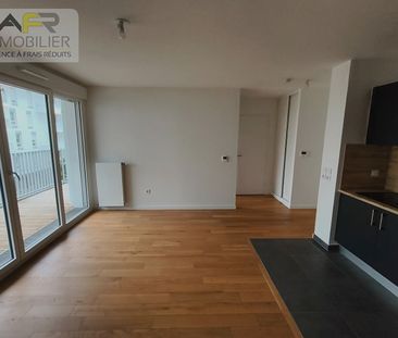 Location Appartement 2 pièces 42m² - Photo 2