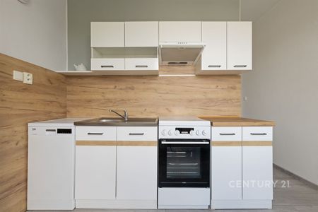 Pronájem bytu 2+1 55 m² - Photo 4