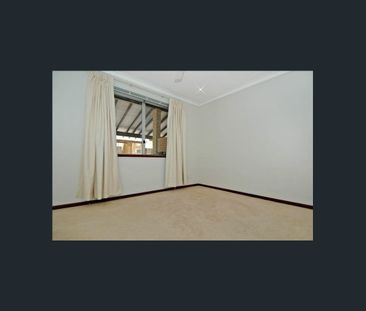 Convenient Living in Tuart Hill - Photo 5