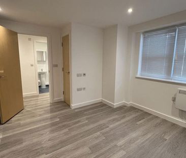 1 bedroom flat to rent - Photo 6