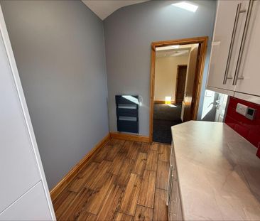 2 bedroom terraced house to rent - Photo 3