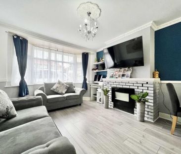 4 bedroom semi-detached house to rent - Photo 6