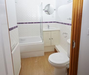 Studio to rent - Photo 6