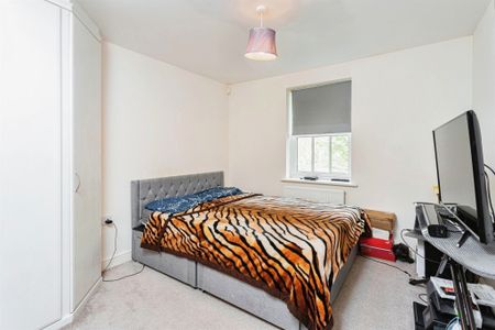 Deers Leap, Haywards Heath - Photo 5